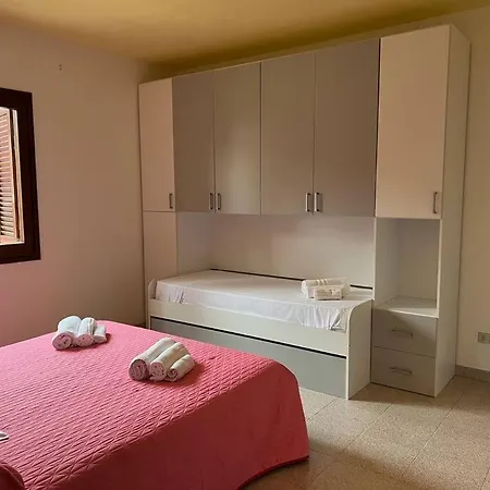 Comoda Con Giardino San Teodoro (Sardinia)