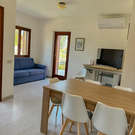 Villa Comoda Con Giardino