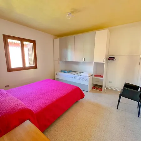 Comoda Con Giardino Villa San Teodoro (Sardinia)