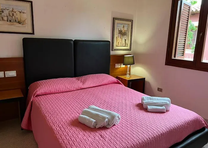 Villa Comoda Con Giardino